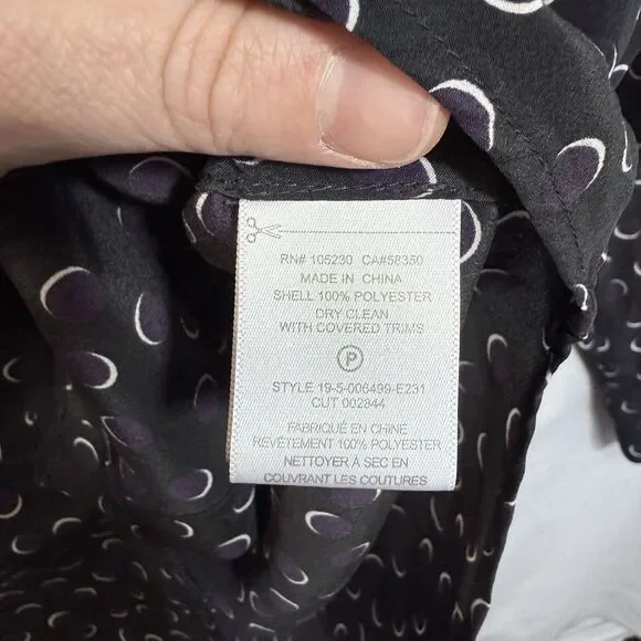Equipment Femme Black Moon Pattern Long Sleeve Button Up Blouse Top Women's M - Picture 8 of 8